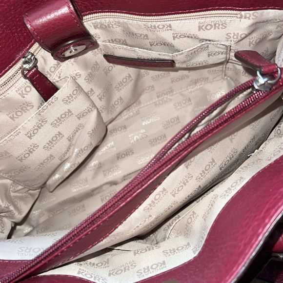 Michael Kors Hamilton Satchel - Picture 13 of 17